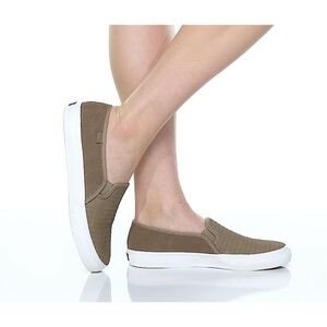 Keds Women’s Slip On Sneakers Size 10W Double Decker Beige Suede Walking Shoes